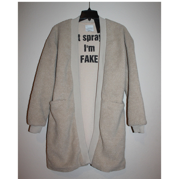 HP Animal Rights Faux Sherpa Fur GUESS Jacket Coat - Picture 8 of 8